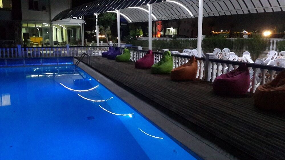 Силифке: Jasmin Court Apart Otel