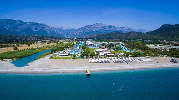 Чамьюва: Daima Resort Hotel