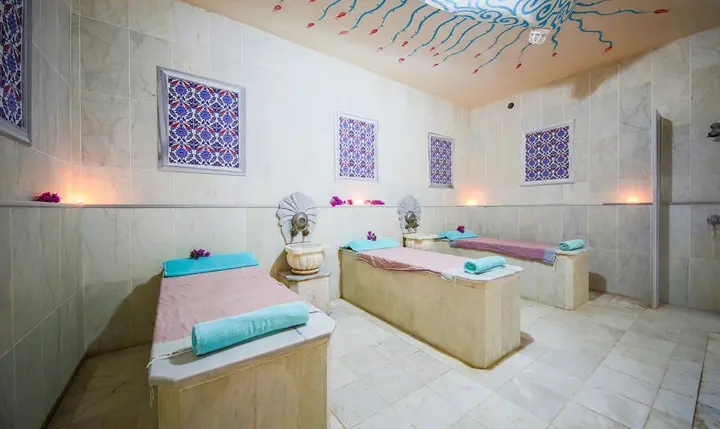 Чамьюва: Daima Resort Hotel
