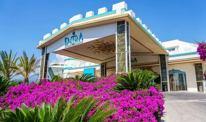Чамьюва: Daima Resort Hotel