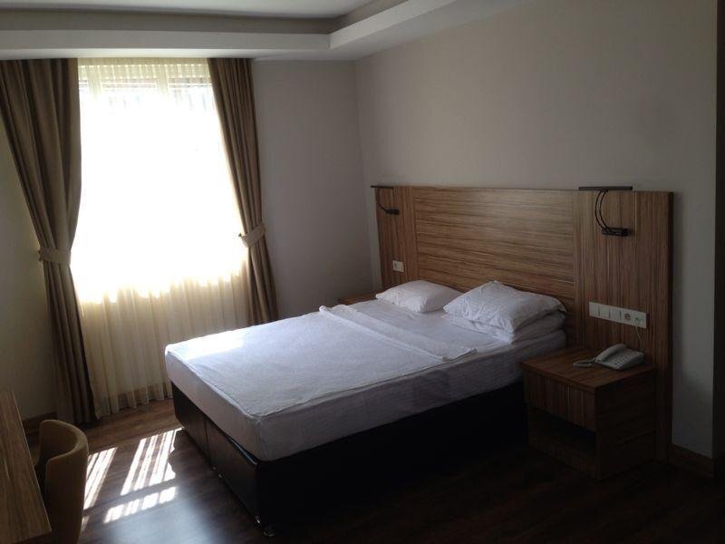 Искендерун: Kutlubay Hotel