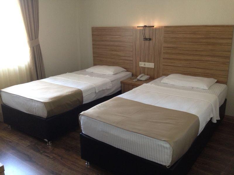 Искендерун: Kutlubay Hotel