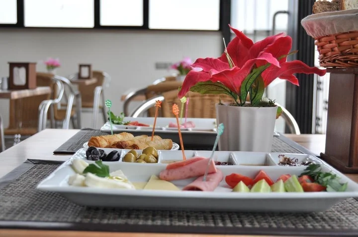 Бююкада: Büyükada Cumbali Konak Hotel
