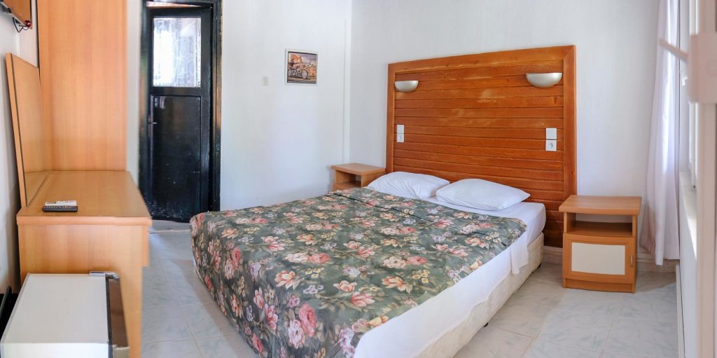 Манавгат: Naz Beach Bungalow