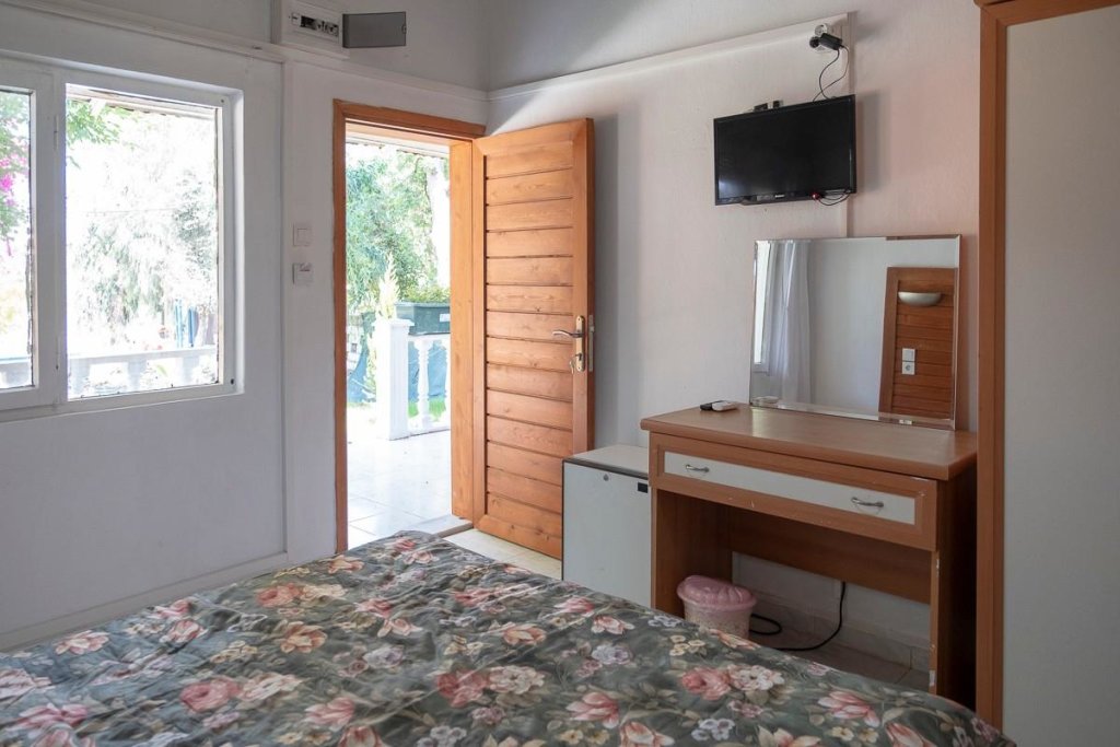 Манавгат: Naz Beach Bungalow