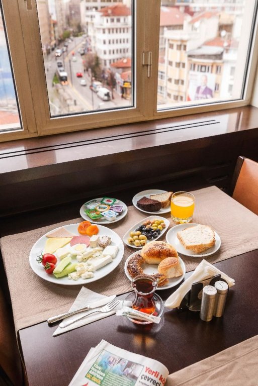 Эскишехир: Buyuk Otel Eskisehir