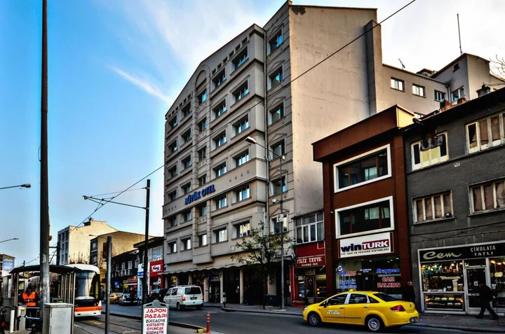 Эскишехир: Buyuk Otel Eskisehir