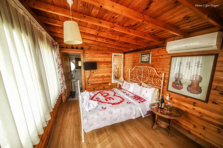 Сайл: Tartaruga Motel