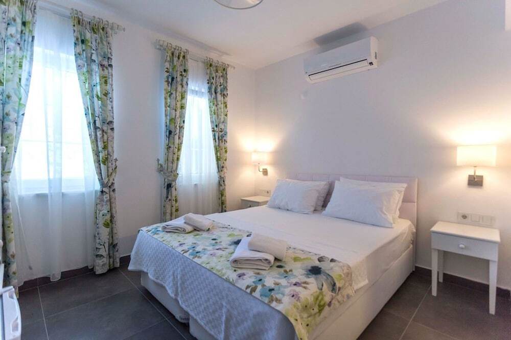 Бозджаада: Okyanus Otel Bozcaada