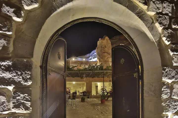 Ургуп: Turkish Cave House