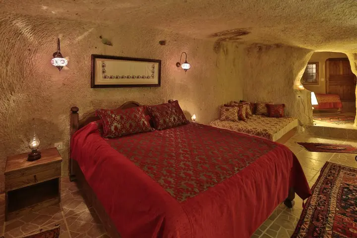 Ургуп: Turkish Cave House