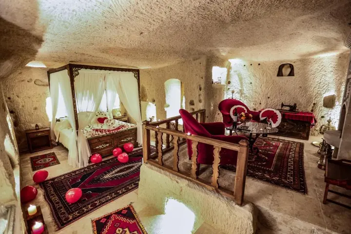 Ургуп: Turkish Cave House