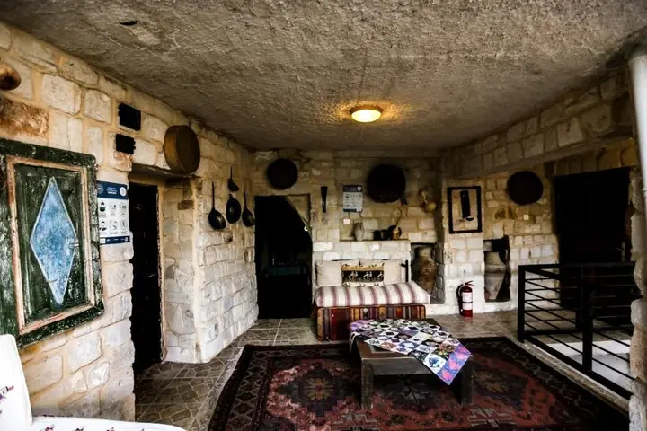 Ургуп: Turkish Cave House