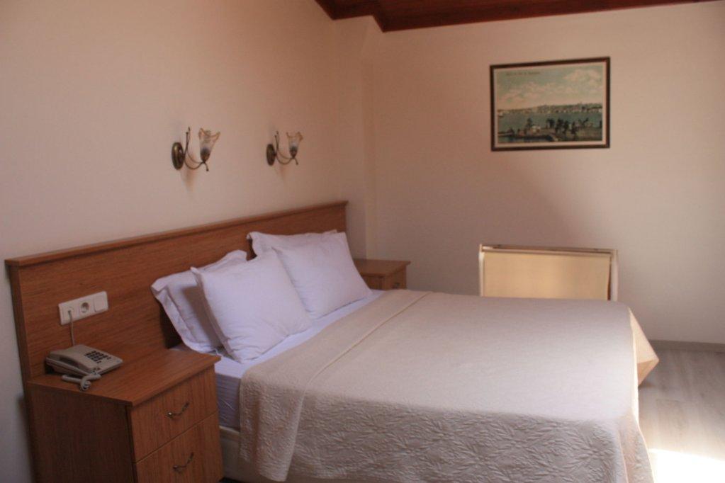 Айвалык: Villa Pietra Butik Otel