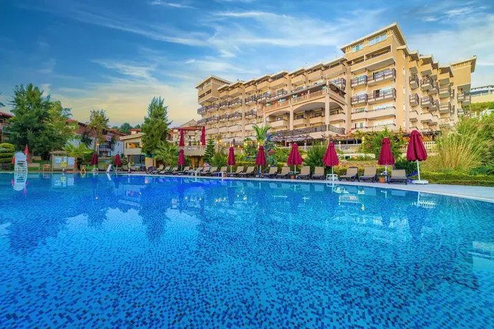Окурджалар: Justiniano Deluxe Resort – All Inclusive