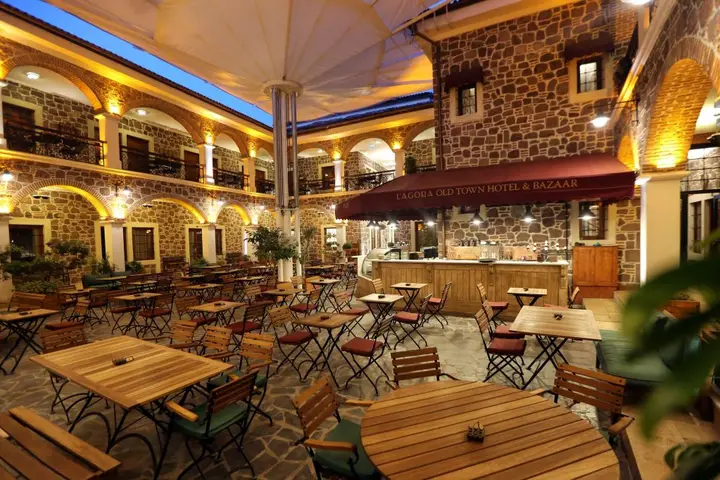 L'Agora Old Town Hotel & Bazaar — фото 1