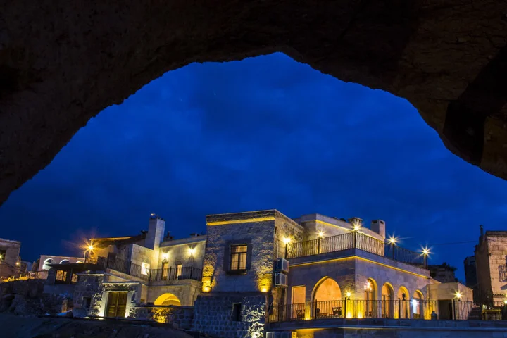 Учисар: Caldera Hotel