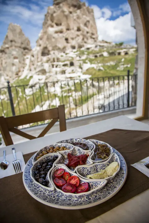 Учисар: Caldera Hotel