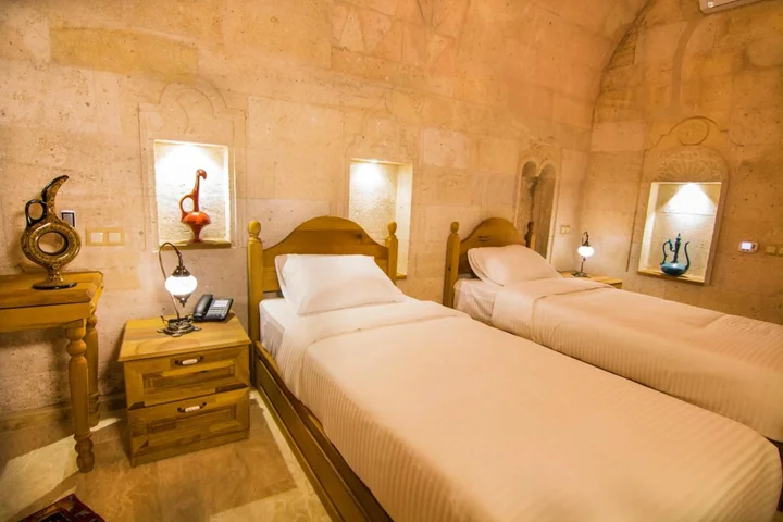 Учисар: Caldera Hotel