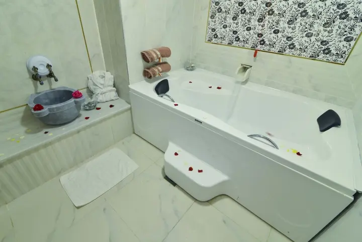 Газлигёль: Grand Ozgul Thermal Holiday Village