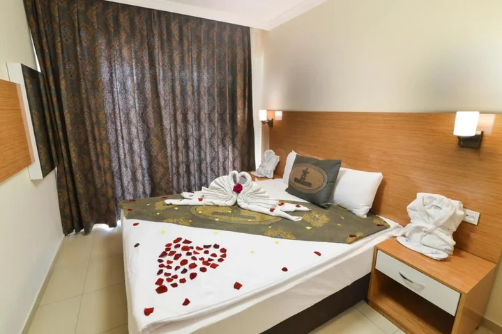 Газлигёль: Grand Ozgul Thermal Holiday Village