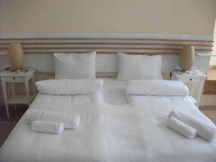 Чамлыхемшин: Camlihemsin Tasmektep Hotel