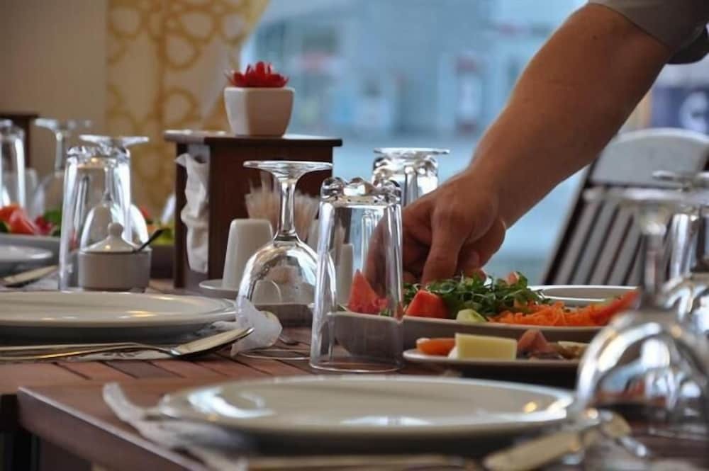 Самсун: Kadhirga Hotel