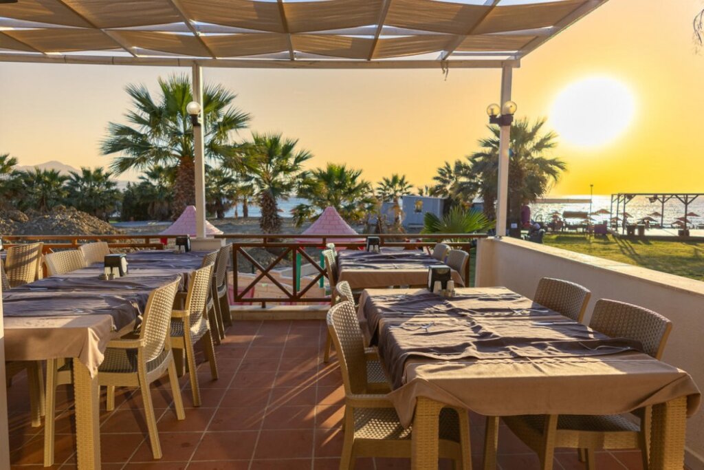 Согучак: Sentinus Beach Hotel