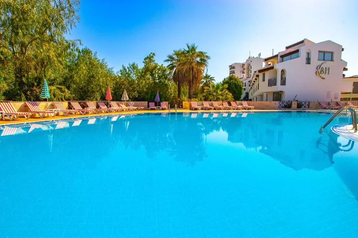 Согучак: Sentinus Beach Hotel