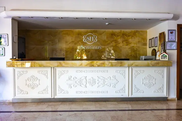 Согучак: Sentinus Beach Hotel