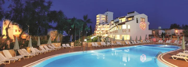 Согучак: Sentinus Beach Hotel