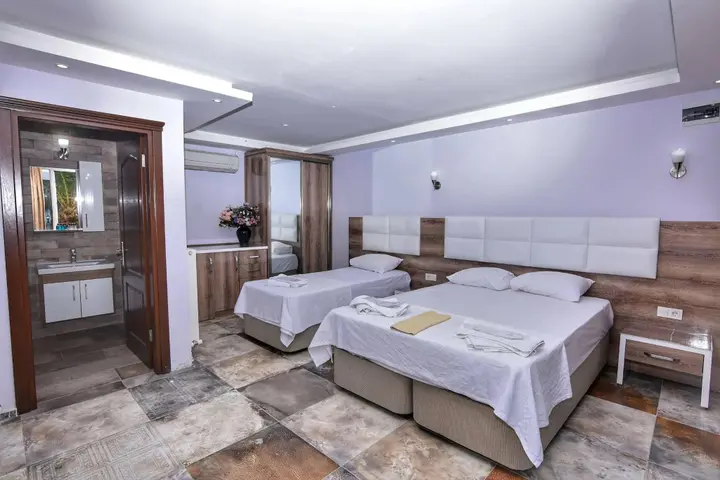 Айвалык: Uzunhan Hotel