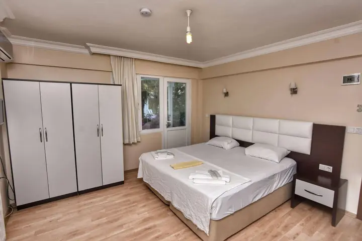 Айвалык: Uzunhan Hotel