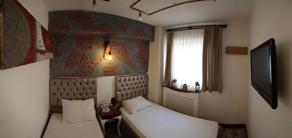 Измир: Hotel Cagla Pinar