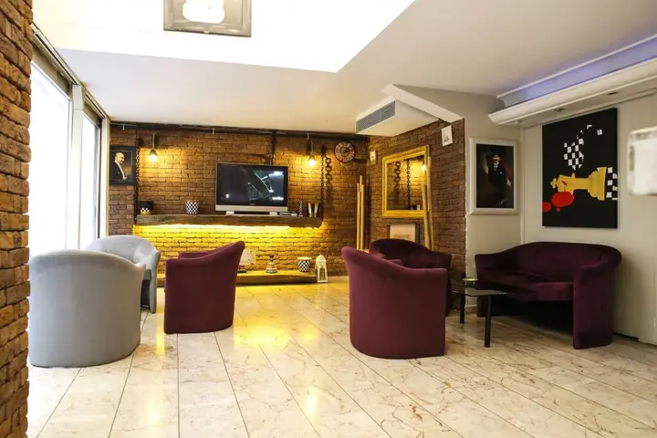 Измир: Hotel Cagla Pinar