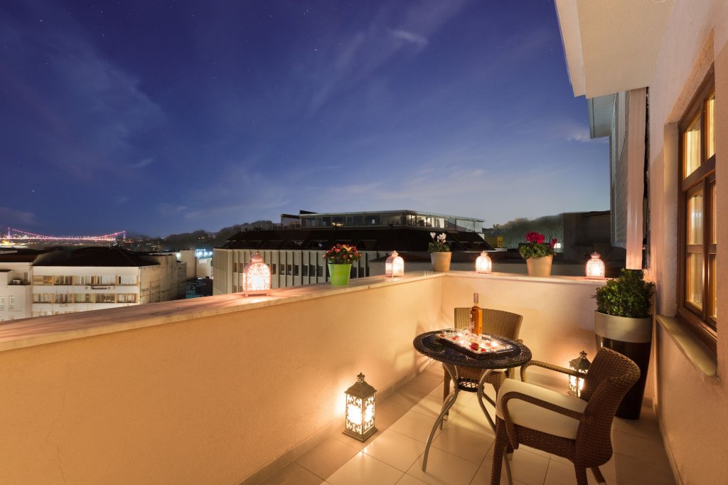 Стамбул: Lalahan Hotel