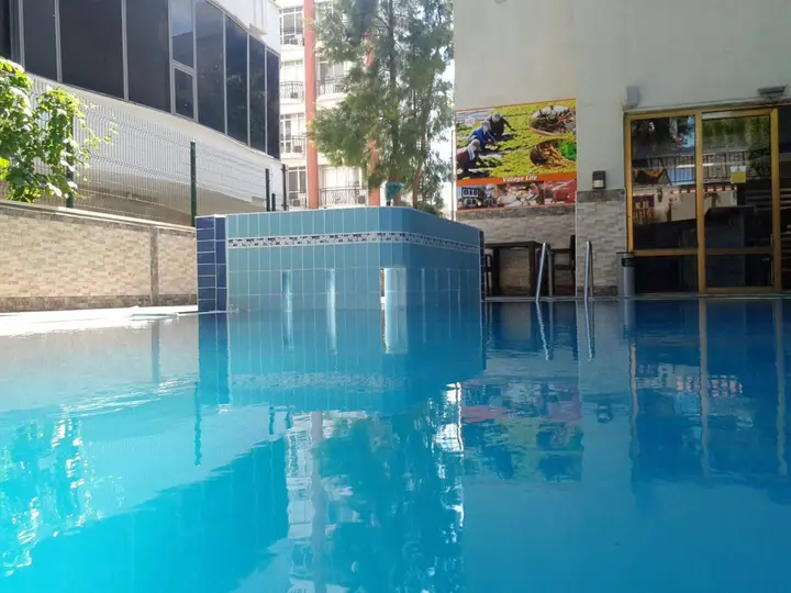 Кушадасы: Saturn Hotel