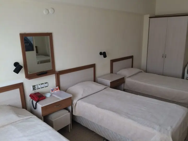 Кушадасы: Saturn Hotel