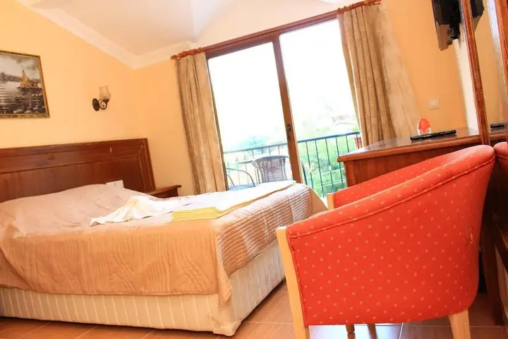 Турунч: Scala Hotel