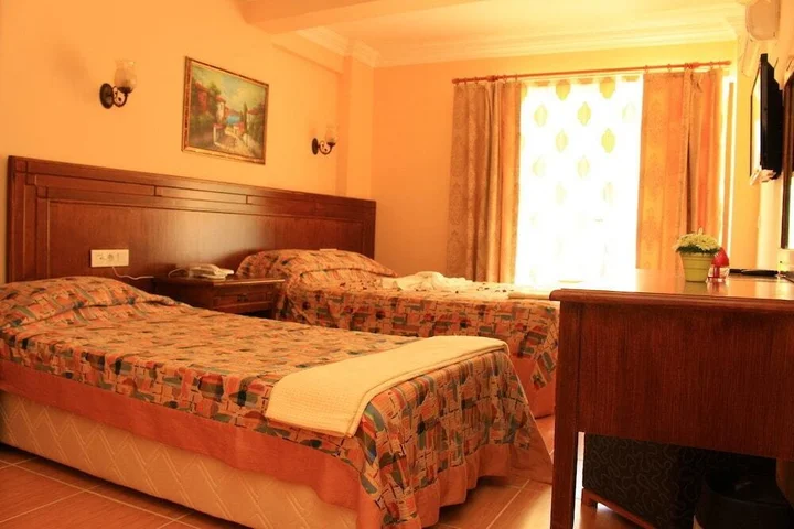 Турунч: Scala Hotel