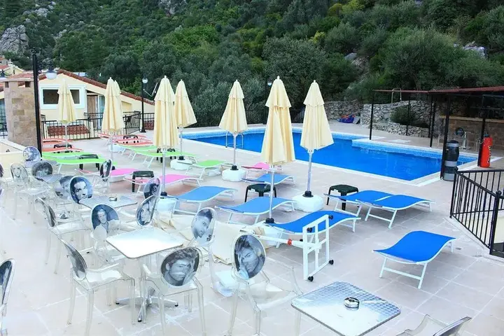 Турунч: Scala Hotel