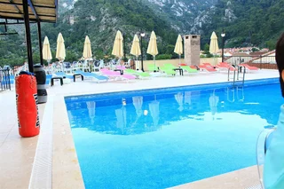 Турунч: Scala Hotel