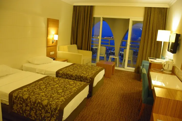Кушадасы: Goldenday Wings Hotel