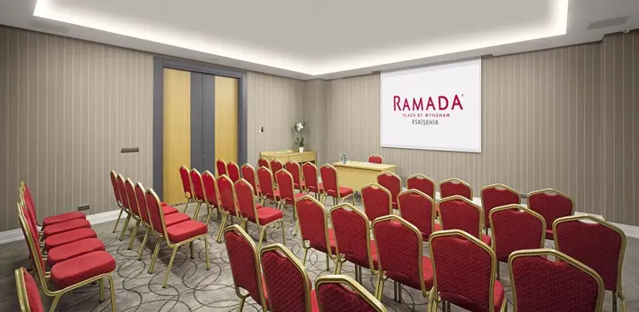 Эскишехир: Отель Ramada Plaza by Wyndham Eskisehir