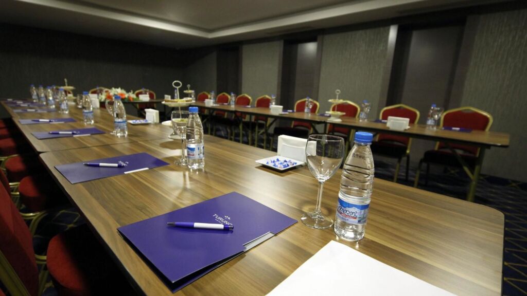 Эскишехир: Park Dedeman Eskisehir
