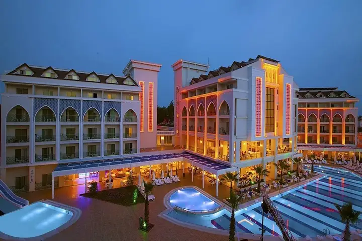 carousel image 0