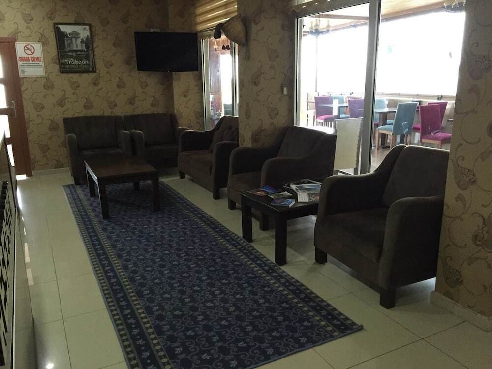 Арсин: Cansizoglu Hotel