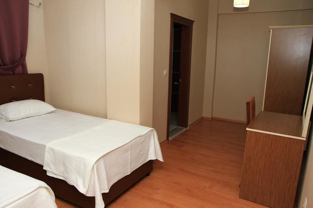 Арсин: Cansizoglu Hotel
