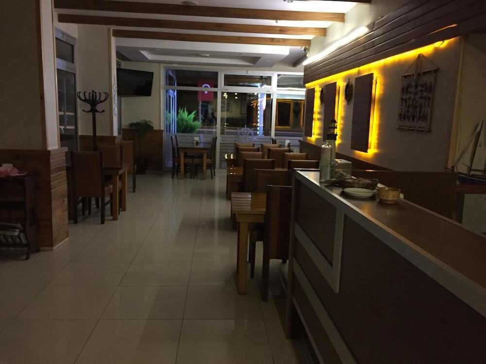 Арсин: Cansizoglu Hotel