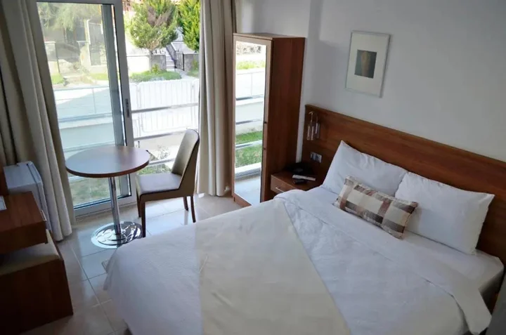 Дикили: AGZ Hotel